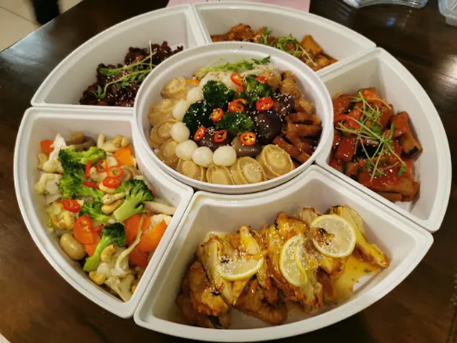 Happy 3 Vege Cafe Kuching