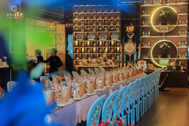 Đôi Dép Coffee Lounge - Dining Nha Trang