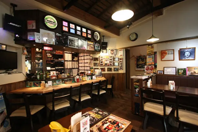 Jazz & Gallery Café Yugeya