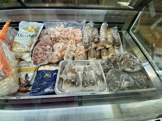 Fresh Fish & Grocery Express Mkt Inc