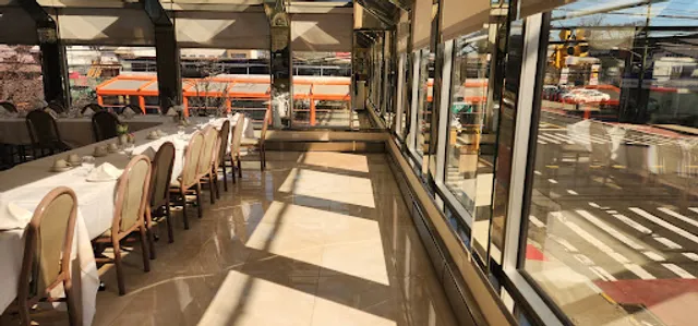 The Colonnade Diner, Restaurant & Catering