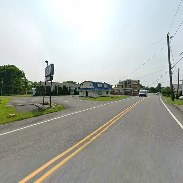 Blue Roof Ski & Sports