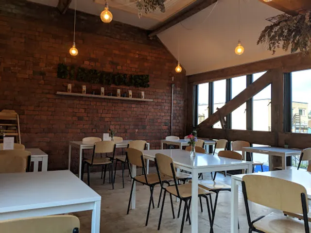 Birdhouse Tea Bar & Kitchen