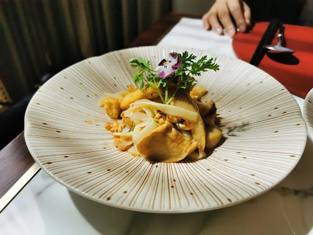 Chay Delek - 18 Hàn Thuyên