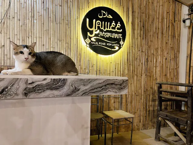 Yawee Restaurant
