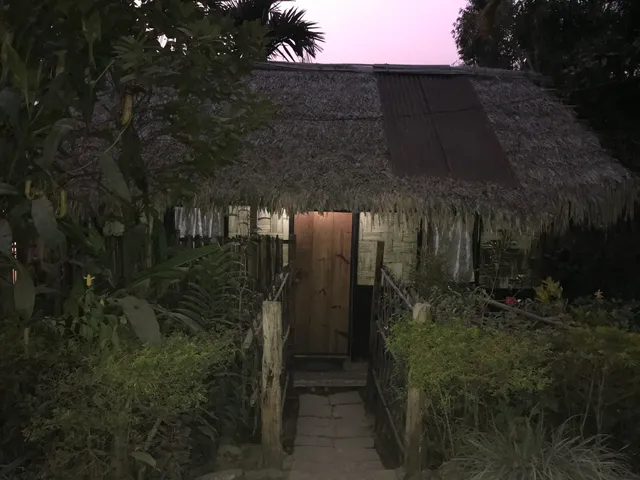 Ha La Rympei Home Stay And Tea Stall