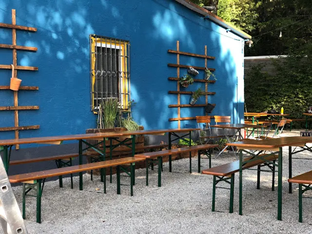 Schwarze Kiste am Hochablass