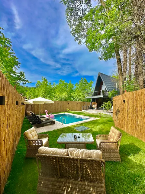 Sopelşi sapanca bungalov