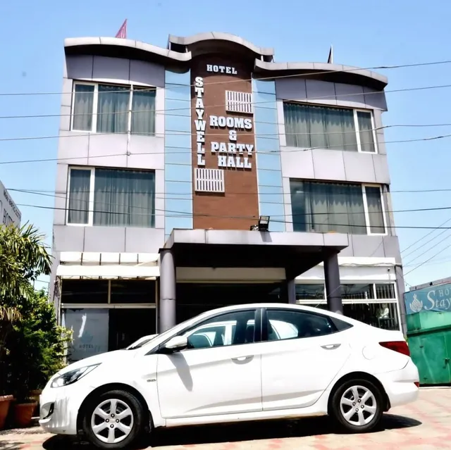 Hotel Staywell Zirakpur