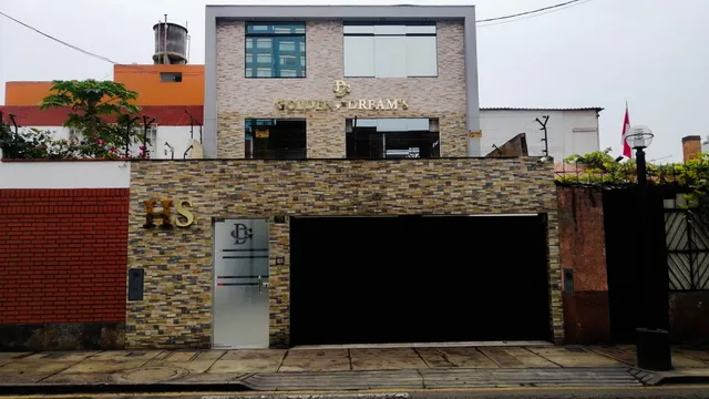 Hotel GOLDEN DREAM`S