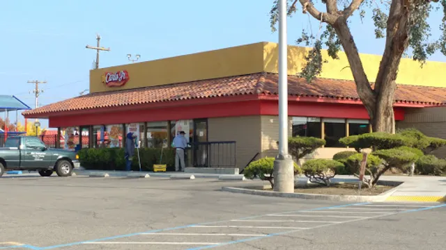Carl’s Jr.
