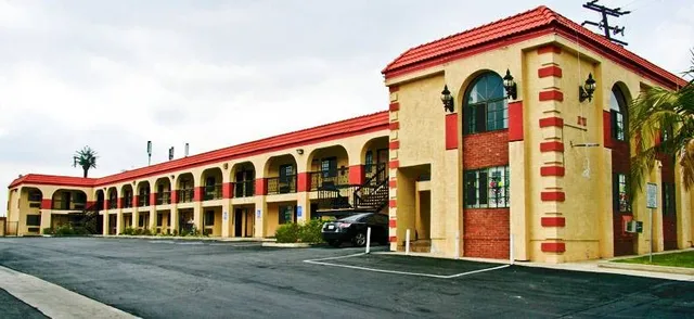 La Mirage Inn LAX Airport