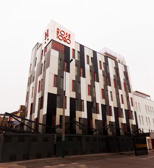 Rosa Toro Hotel