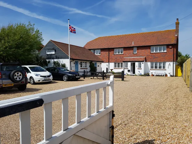 Cockle Warren Cottage Hotel