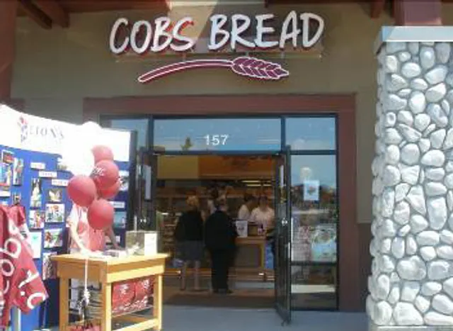 COBS Bread