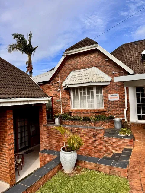 Fawn Castle Guest House & Conference Venue