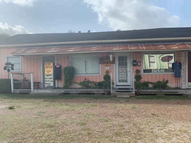 @TheWell Gifts and Apparel