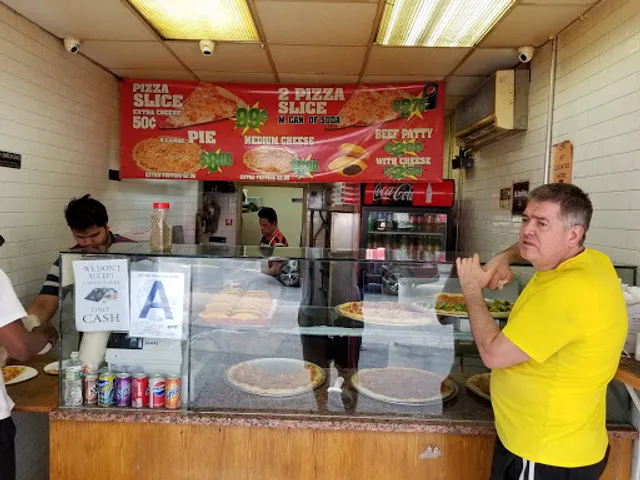 Oli 99¢ Fresh Pizza