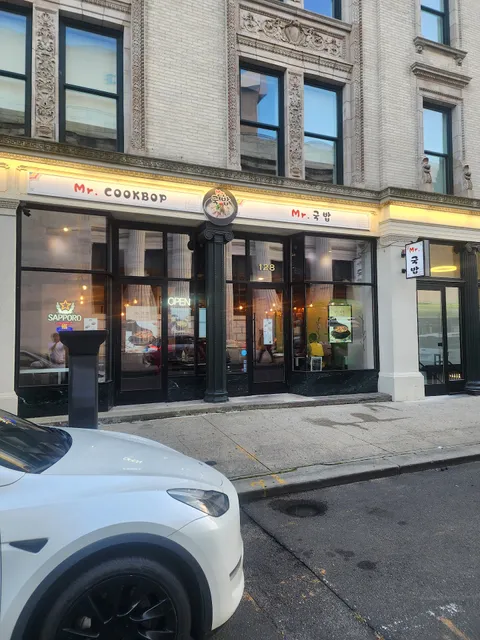 Mr. Cookbop