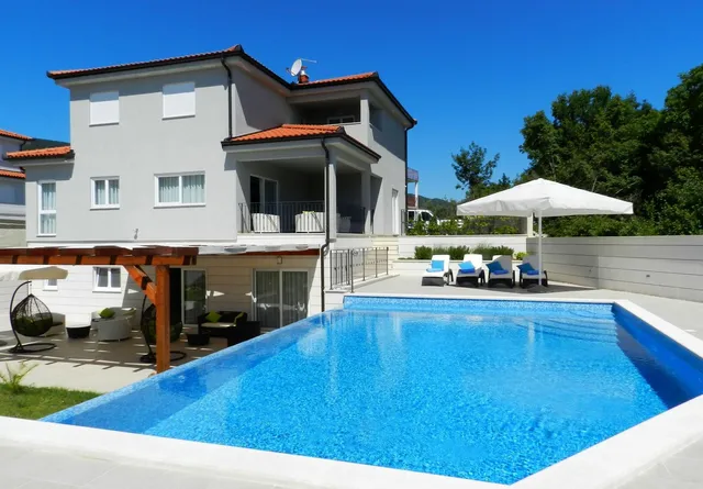 YourCroatiaHoliday - Villa with 6 rooms