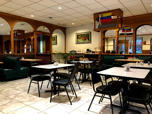 Pabellon: Venezuelan & Mexican Restaurant