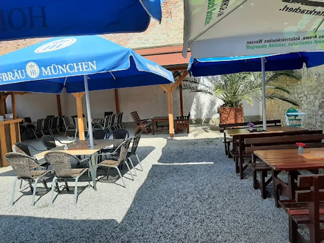 Gasthaus Zum Weinfassl