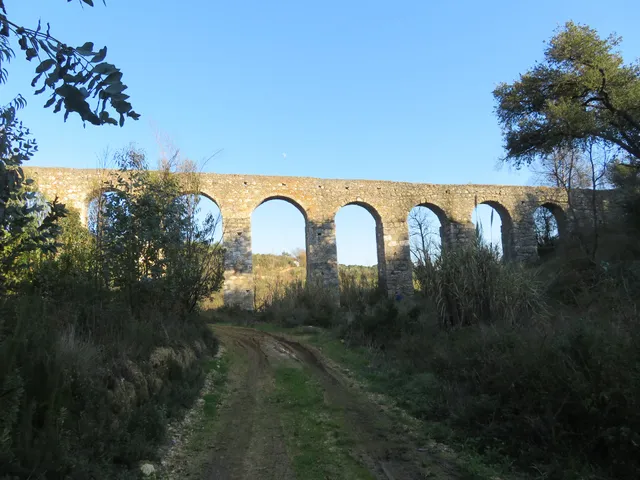 Aqueduto do Convento de Cristo - Nascente da Porta de Ferro
