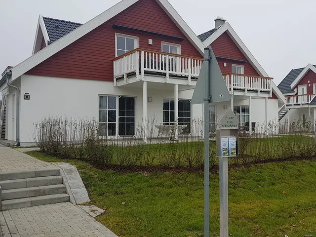 Apartment Sea Breeze 1