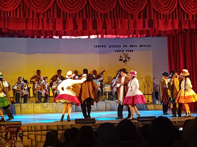 Centro Qosqo de Arte Nativo