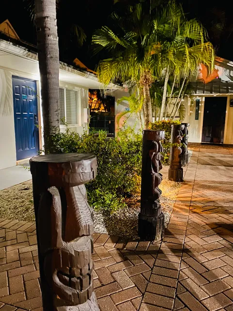 Bonita Beach Inn & Suites