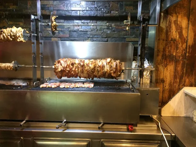 Ο Καλύτερος - Παραδοσιακές Σούβλες