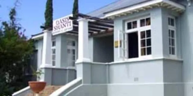 Oasis Shanti Backpackers