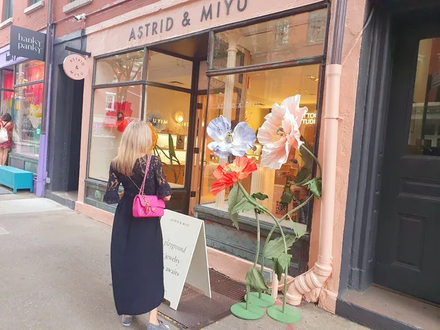 Astrid & Miyu | West Village