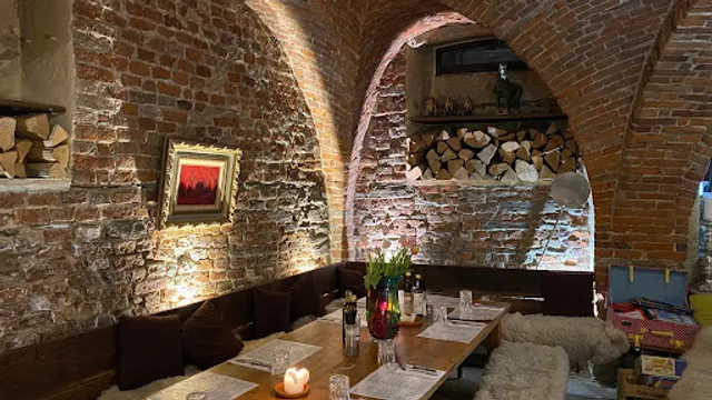 Fratelli | Pizza • Pasta • Bar