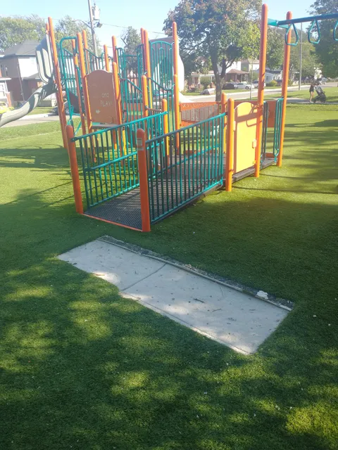 Maple Street Park Playground