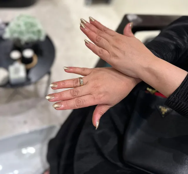 Strive For Beauty Women Salon