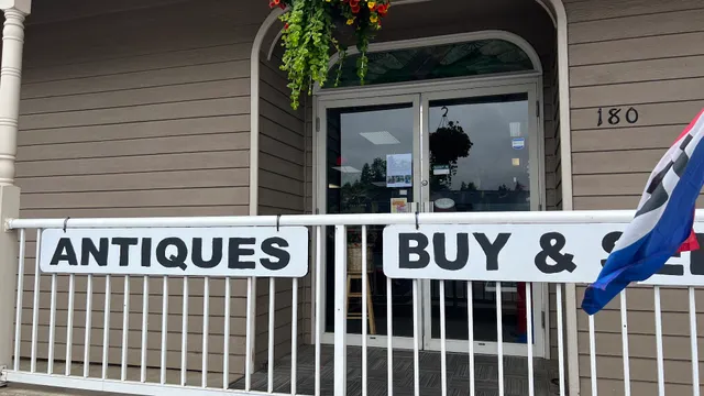 Lil Joe's General Store