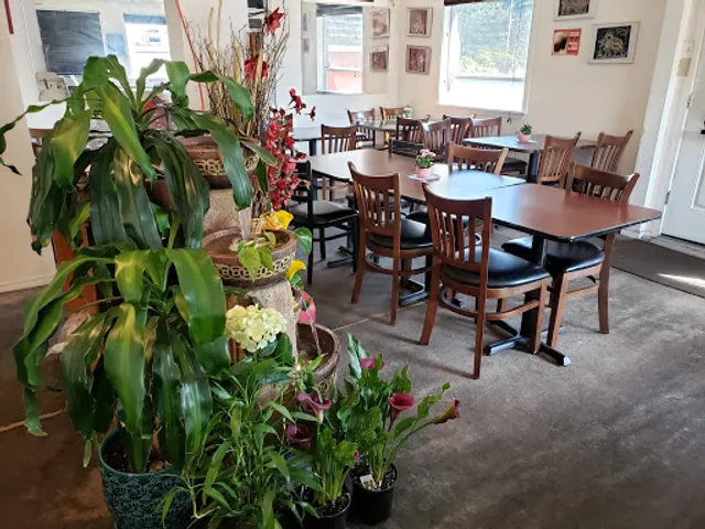 Grandma Thai Cuisine