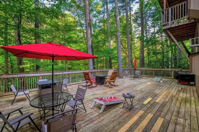 The Cascades Inn-Waterfall Retreat