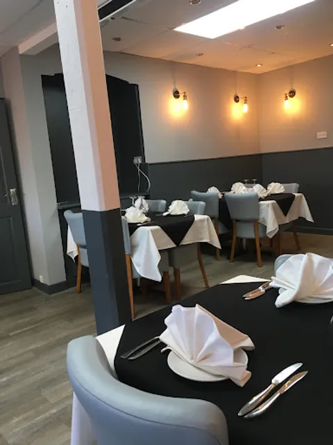 Shilam Tandori (Machynlleth)