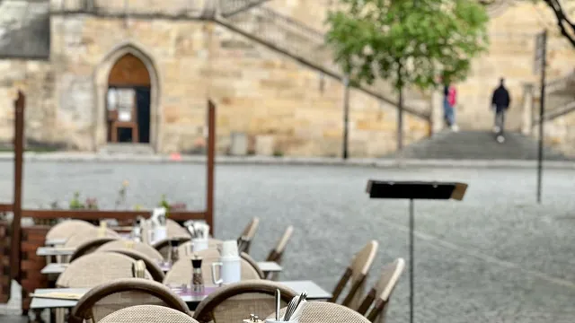 Restaurant U Zlatých nůžek / At The Golden Scissors