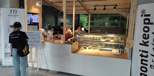 Monti Keopi Mercu Alam Bina UM