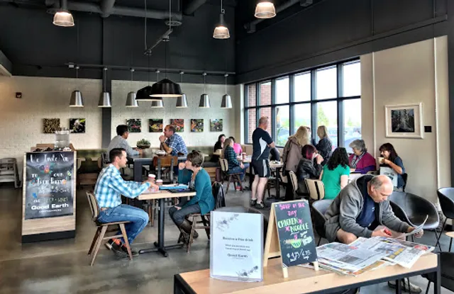 Good Earth Coffeehouse at The Quarry