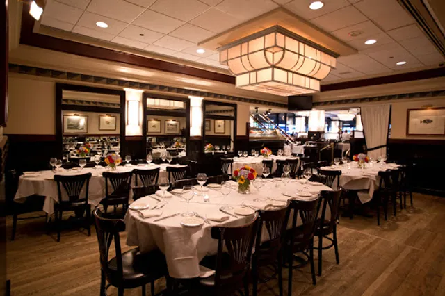 Docks Oyster Bar - Midtown East, NYC