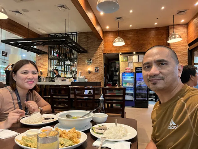 Gerry's Robinsons Sta. Rosa (Gerry's Grill)