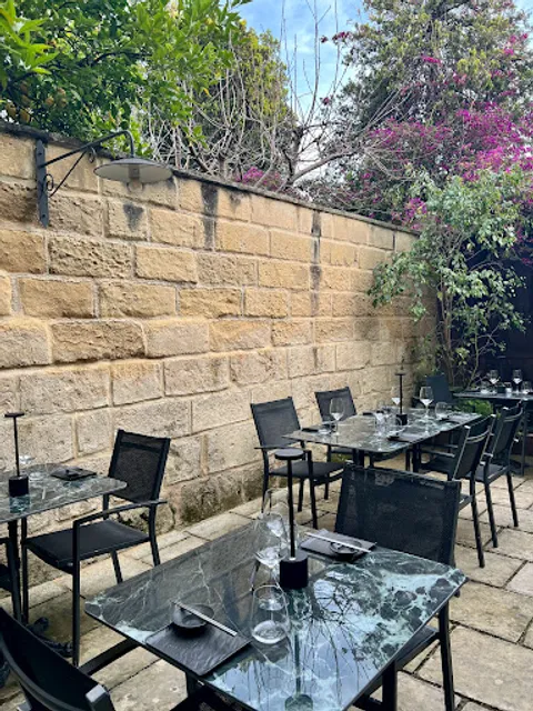 Livingstone Restaurant Lecce