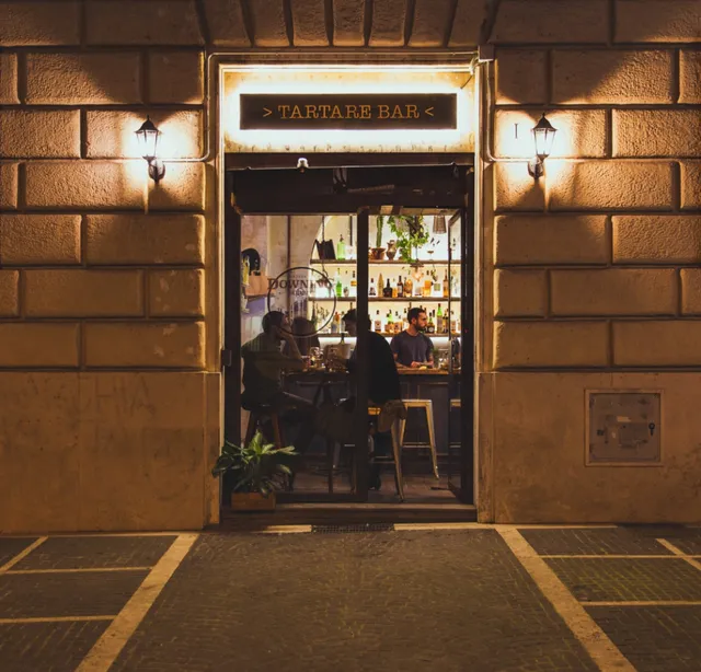 Downing Square Tartare Bar