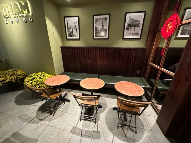 CHẠM Cafe & Kem Bơ Đà Lạt - Khu Hoà Bình