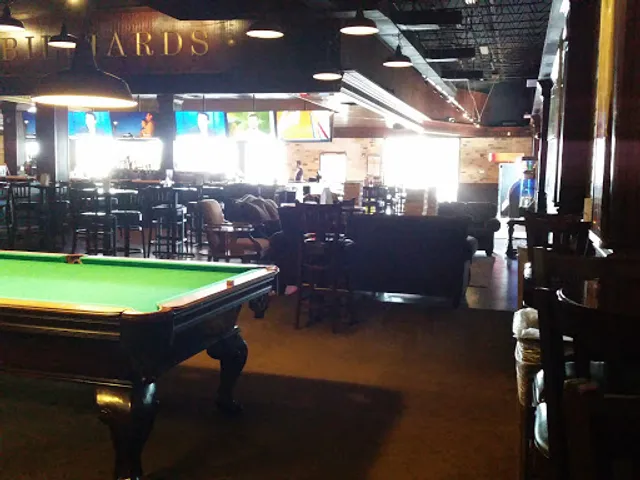 Eddie's Tavern & Social - Bossier City