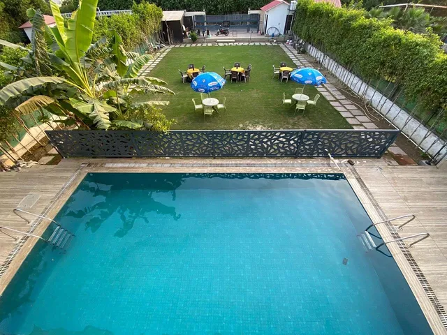 Vansh Farm-4BHK Villa with Pool- GoBravo